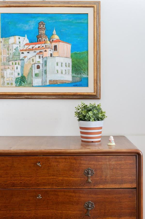 Casa Flo Con Terrazza E Ascensore Salerno Dış mekan fotoğraf